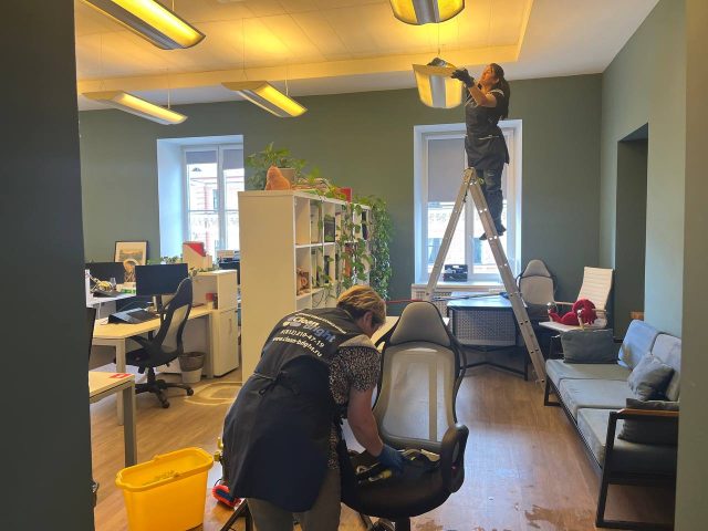  Поддерживающая уборка офисного помещения